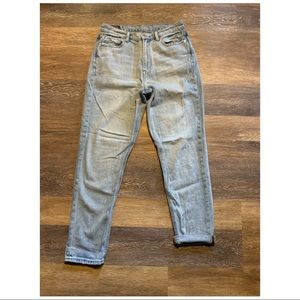 American Eagle Mom Jeans